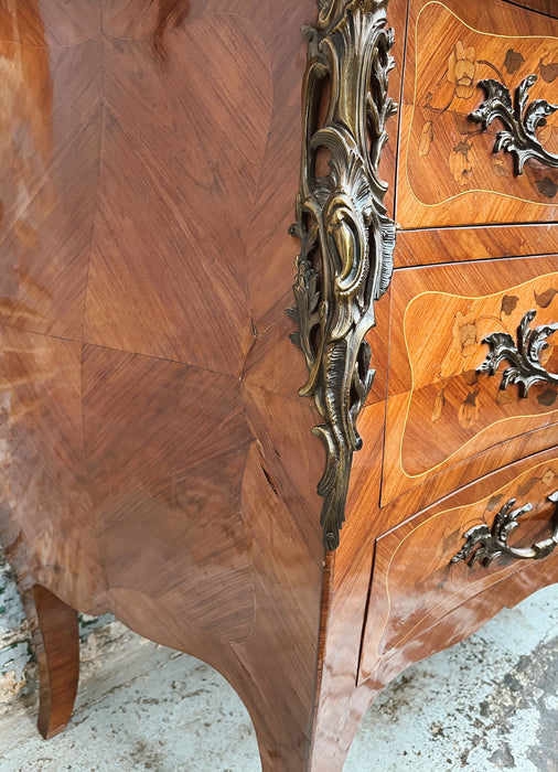 Louis XV chest of drawers