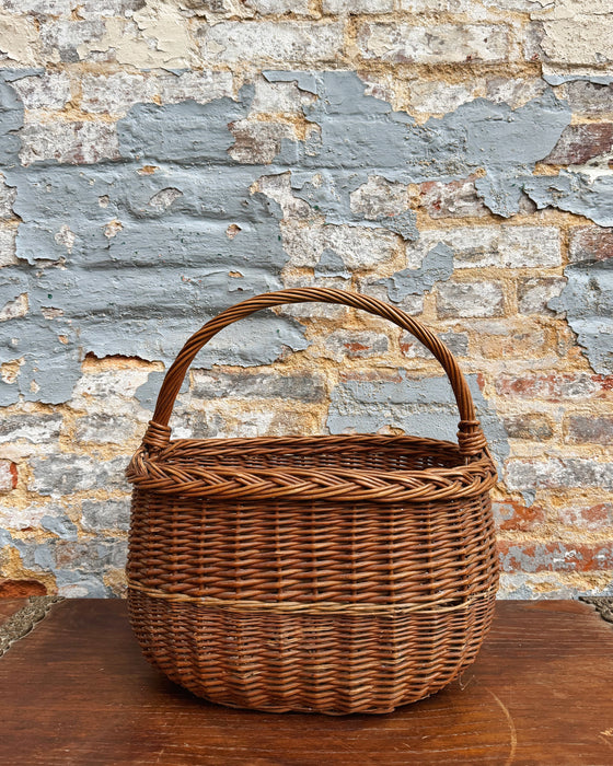 Wicker basket
