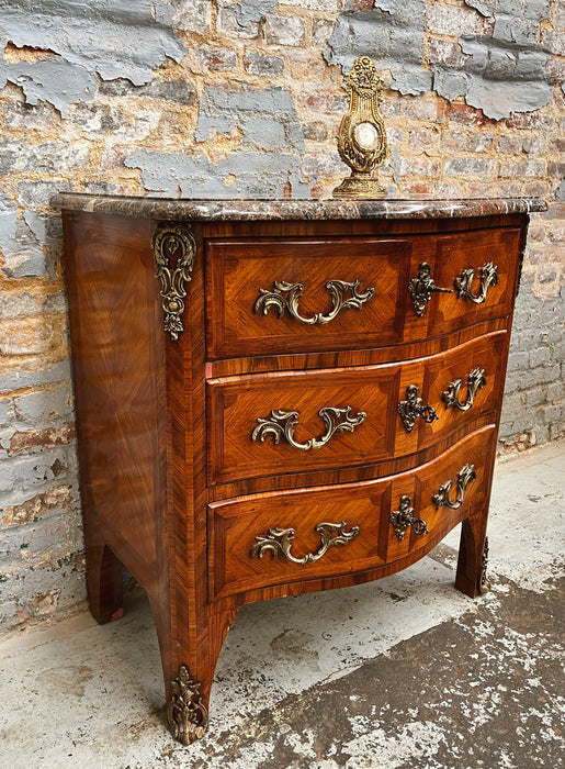 Louis XV chest of drawers