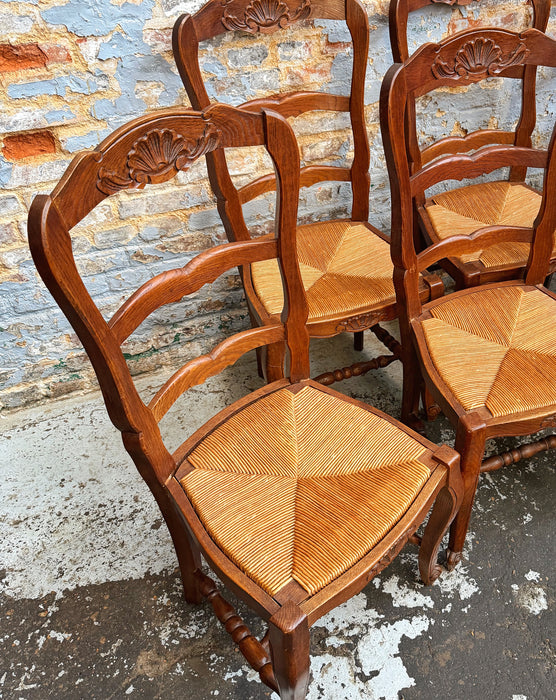 6 chaises néo-rustiques