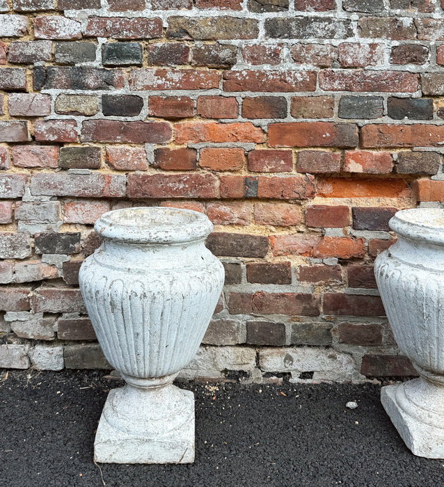 Pair of basins