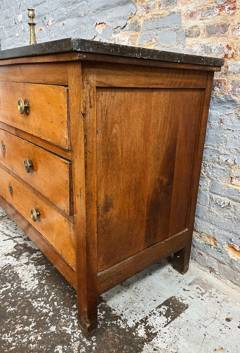 Walnut chest of drawers