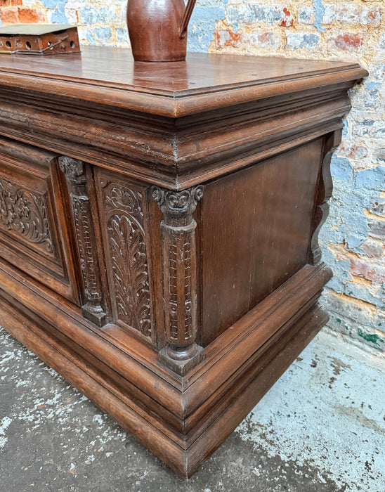 Oak chest