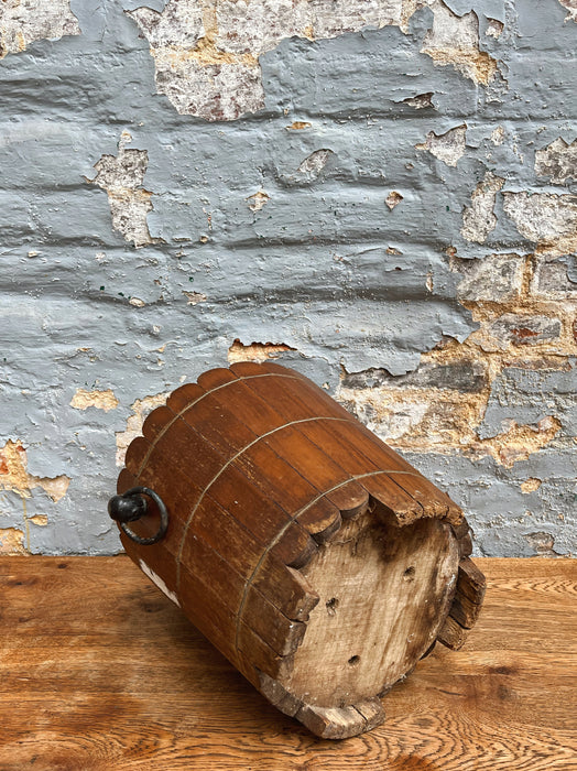 Oak planter