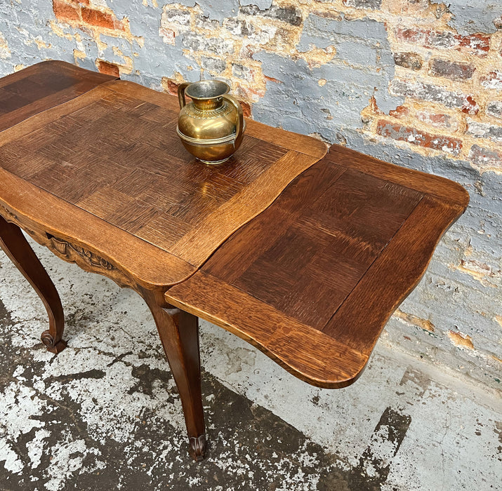 Neo-rustic table