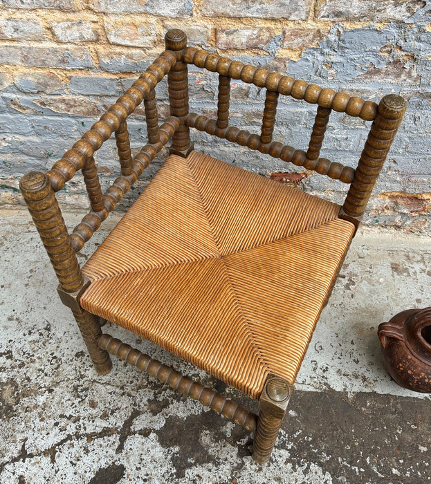 Corner chair