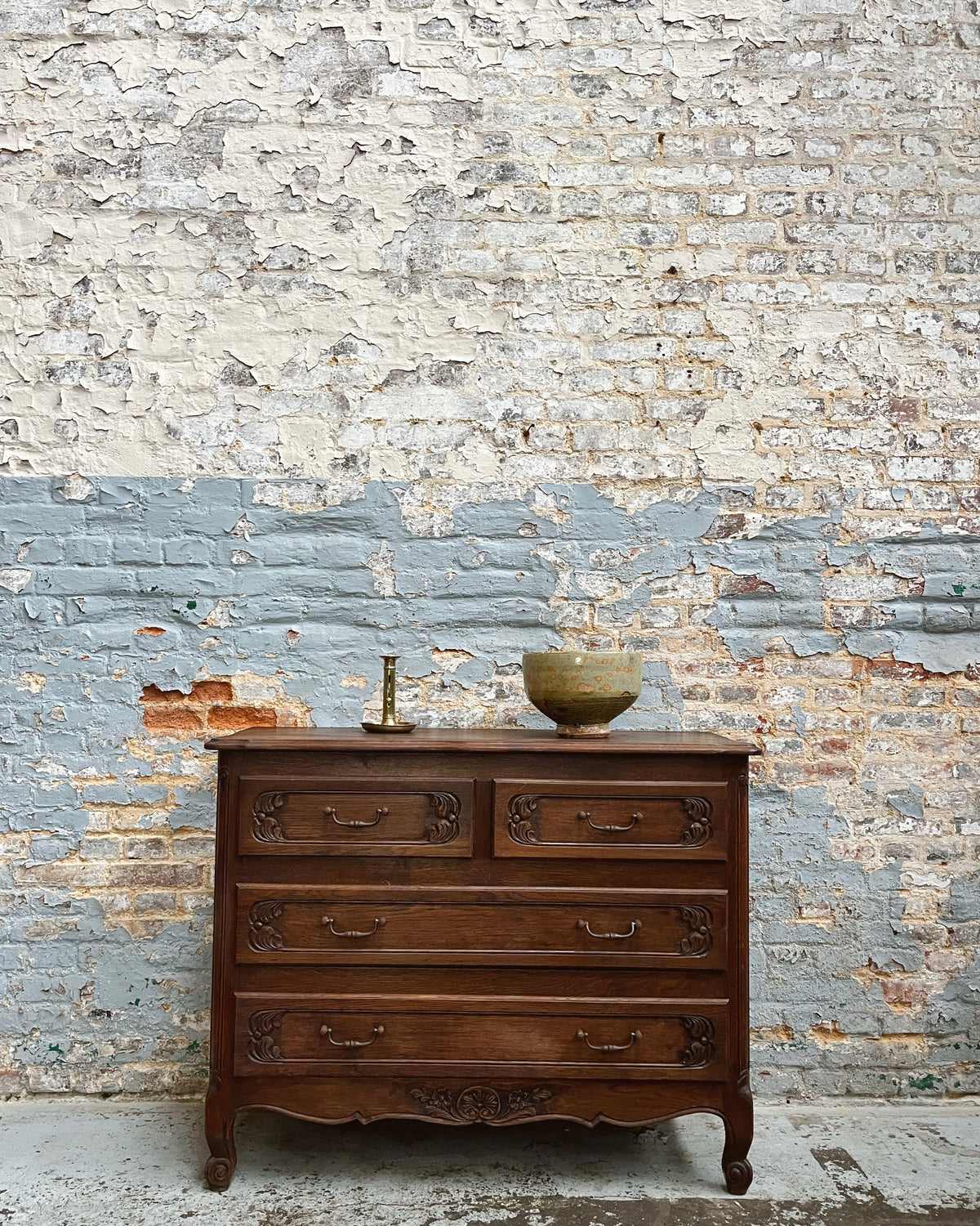Neo-rustic chest of drawers– Réjane Brocante
