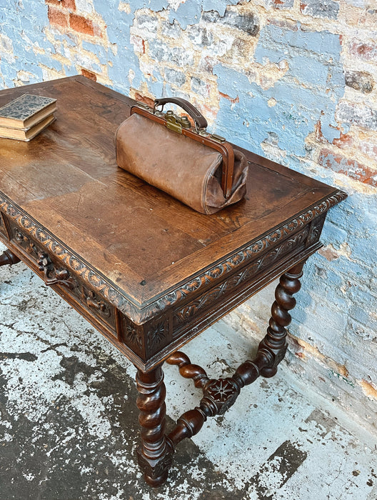 Louis XIII desk