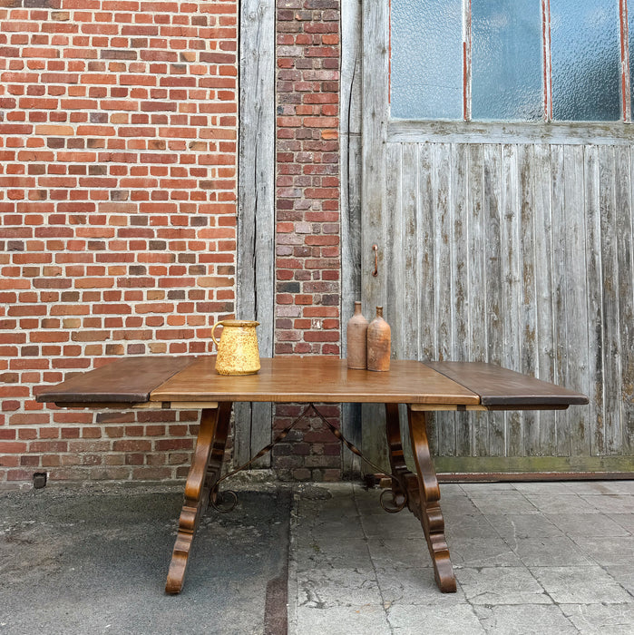 Table Renaissance espagnole