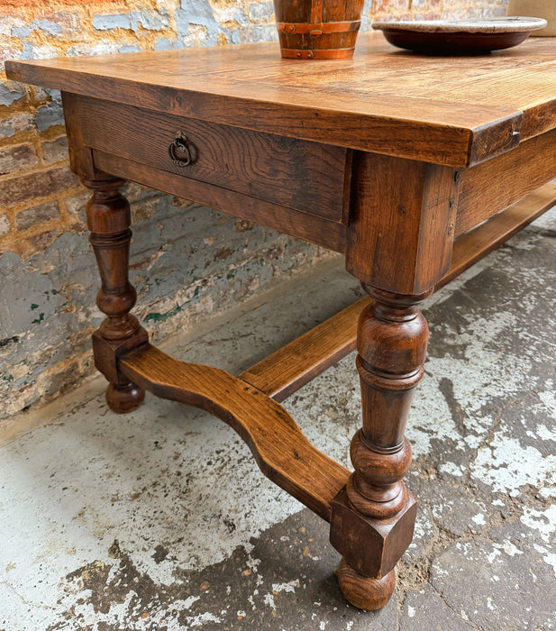 Farm table