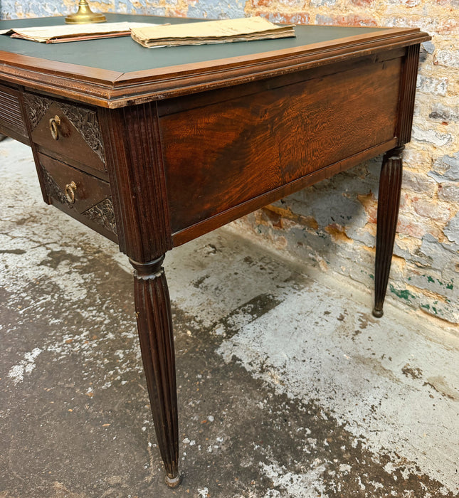 Bureau en chêne