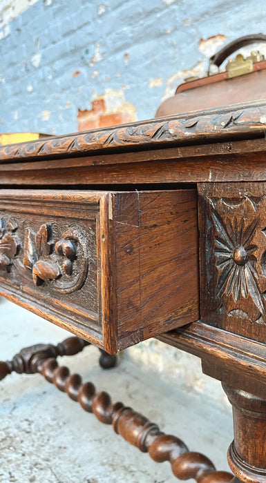 Louis XIII desk