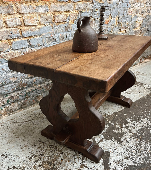 Table basse monastère