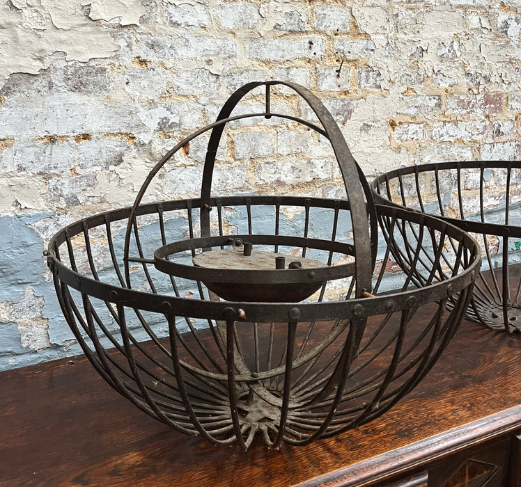 Suspension en fer forgé