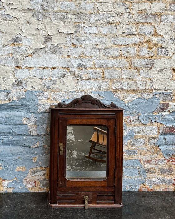 Display cabinet