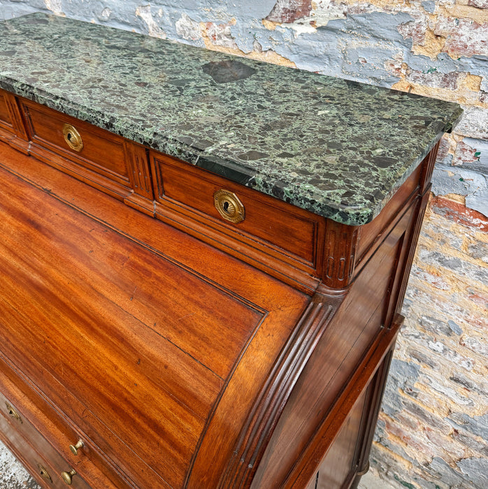 Bureau Louis XVI