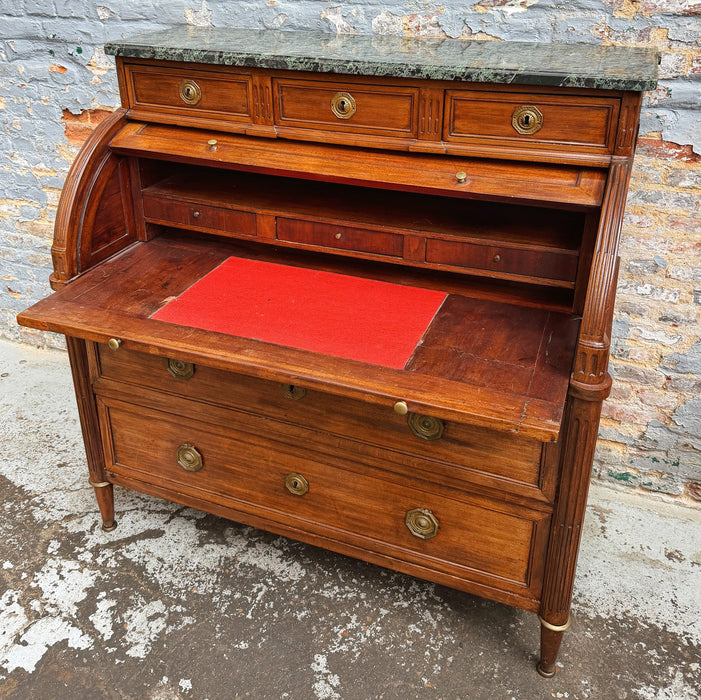 Bureau Louis XVI