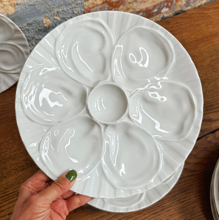 Série d'assiettes à huîtres