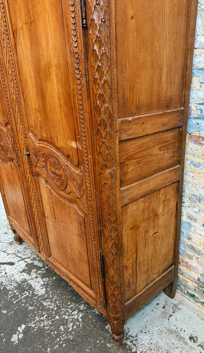 Armoire normande
