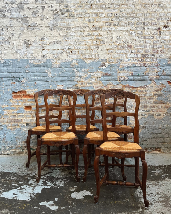 6 chaises néo-rustiques