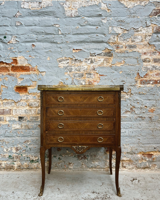 Louis XV chest of drawers