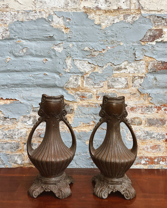 Pair of vases