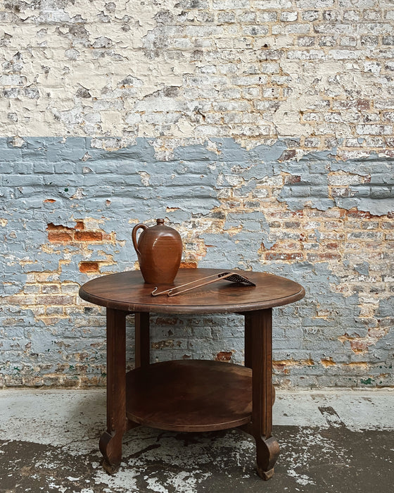 Oak pedestal table