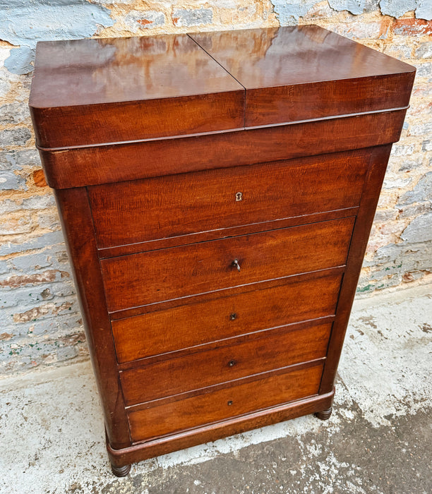 Barber cabinet