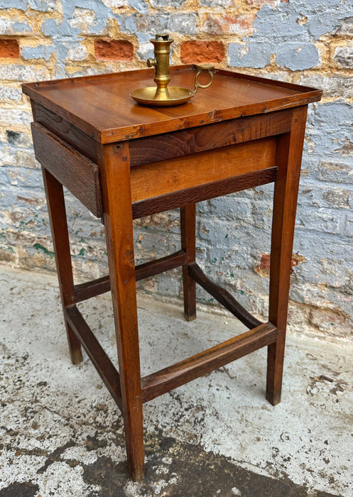 Table d'appoint