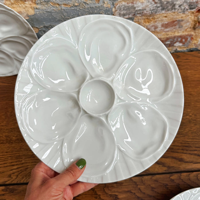 Série d'assiettes à huîtres