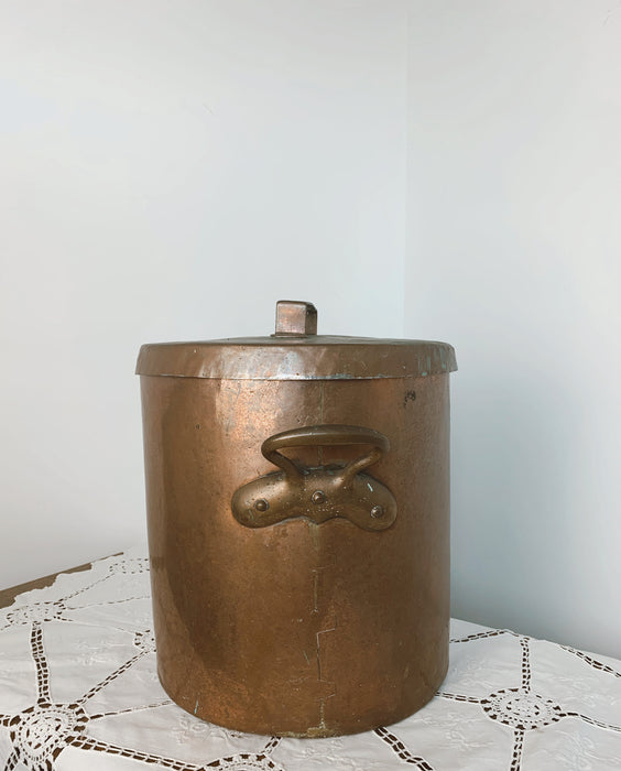 Copper pot