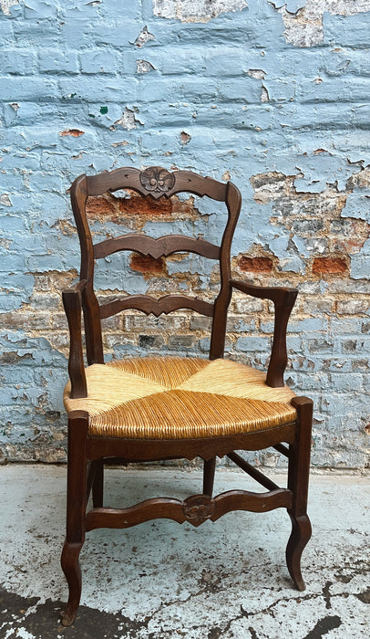 Fauteuil néo-rustique