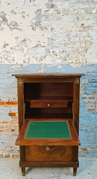 Mahogany cabinet